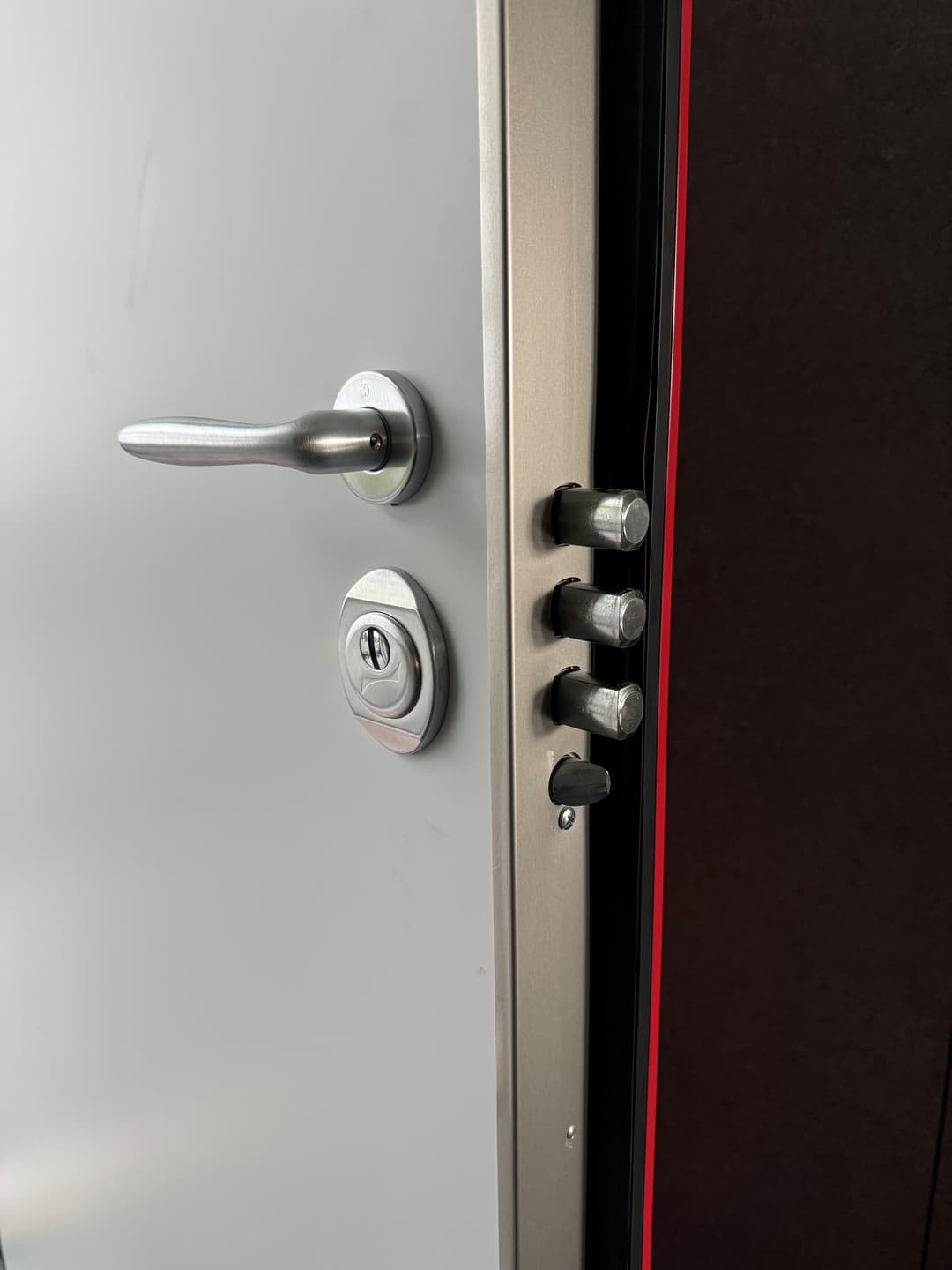 Système de verrouillage multi-points porte blindée PORTALI